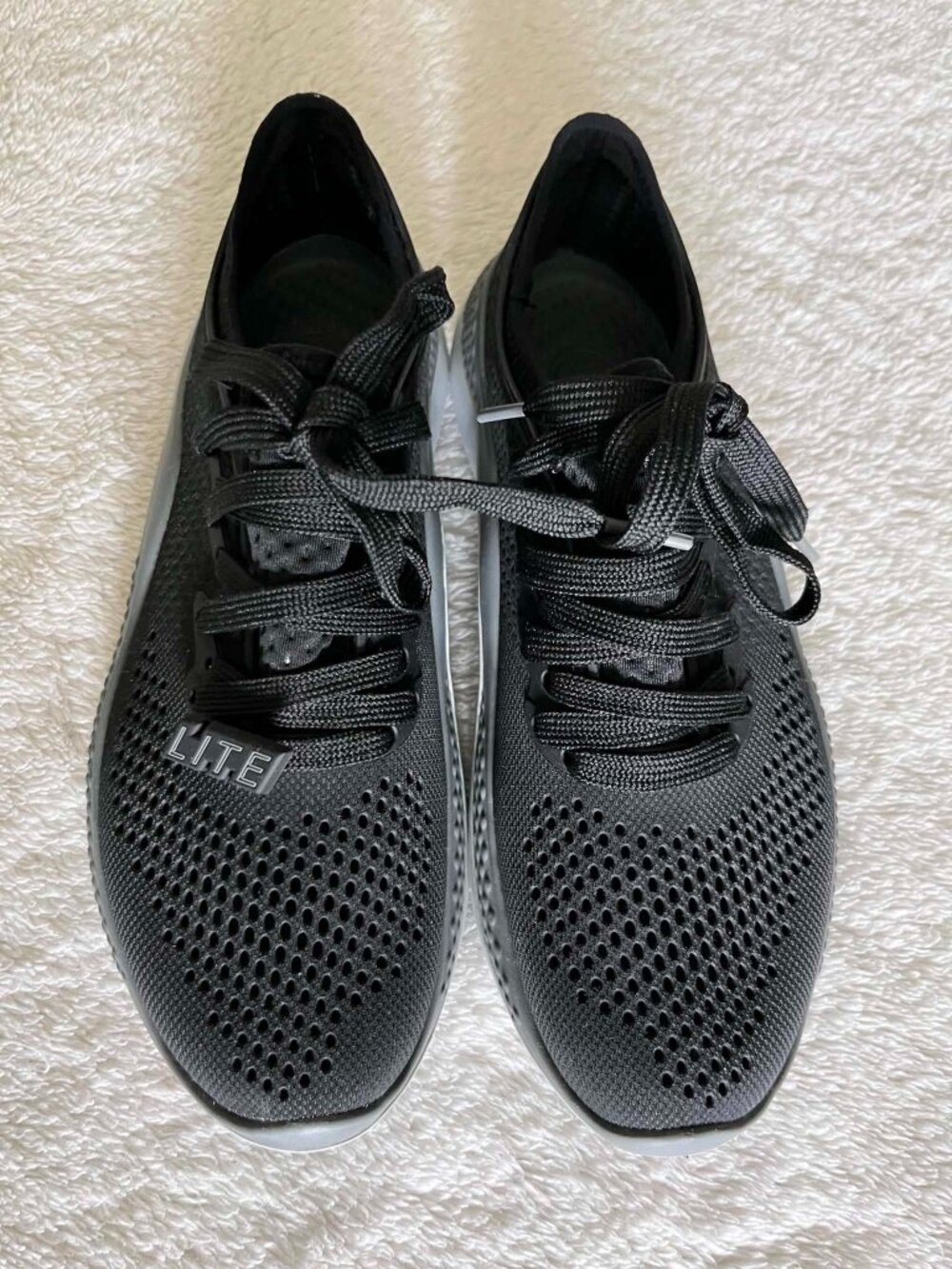 Crocs Lite Ride 360 Racer Sneakers Women's size 7 Black